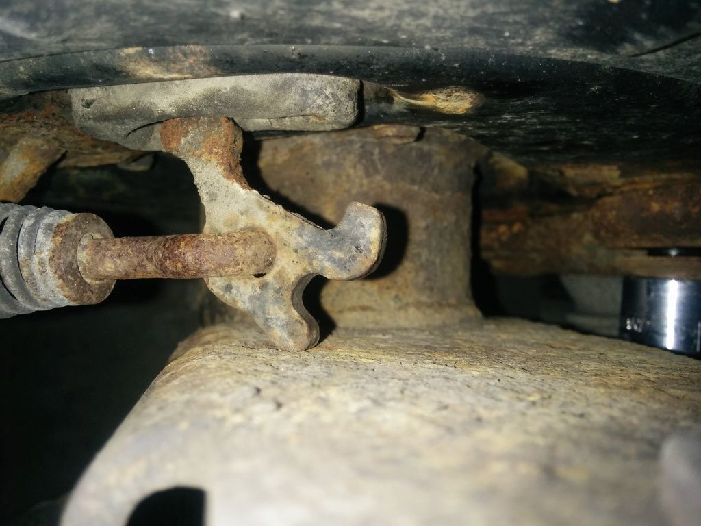 Parking brake issues. Pics included | Chevy Avalanche Fan Club of North